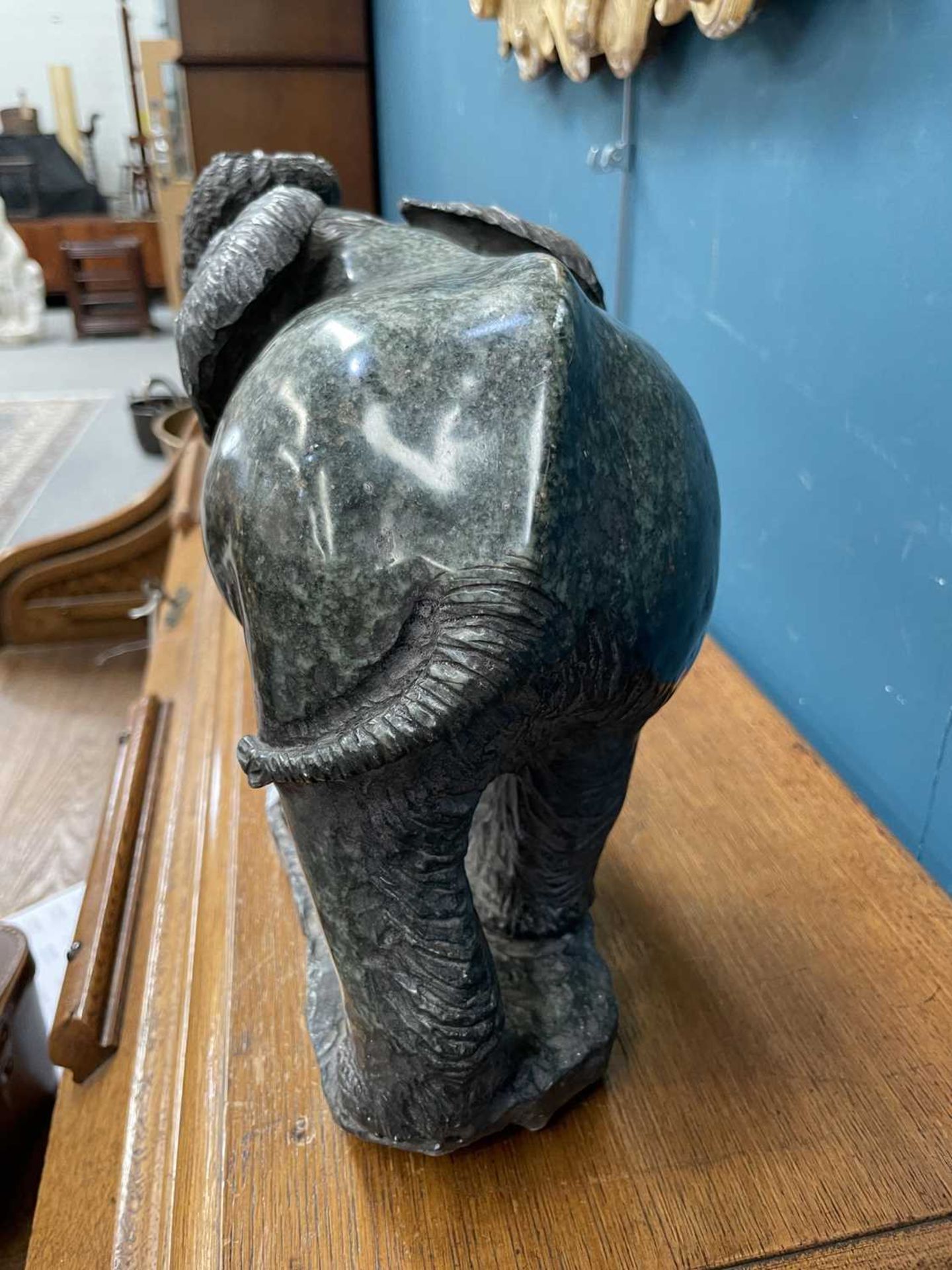 A SERPENTINE CARVING OF AN ELEPHANT - Image 2 of 6