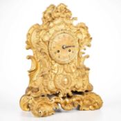 A FRENCH ORMOLU MANTEL CLOCK, 19TH CENTURY