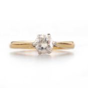 AN 18 CARAT GOLD SOLITAIRE DIAMOND RING