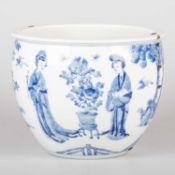 A CHINESE BLUE AND WHITE JARDINIÈRE, KANGXI PERIOD
