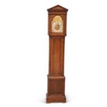 AN EARLY 20TH CENTURY OAK GRANDMOTHER CLOCK