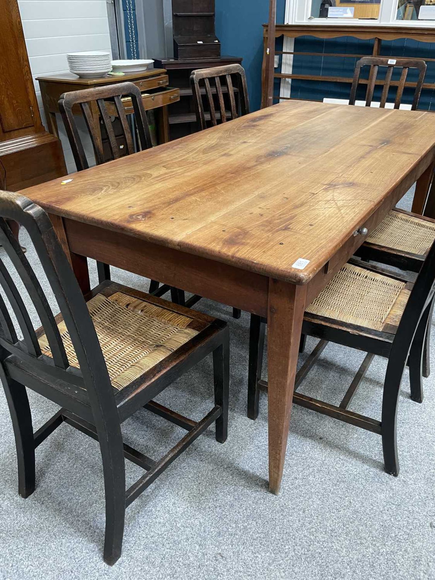 A 19TH CENTURY FRENCH CHERRY WOOD KITCHEN TABLE - Image 4 of 9