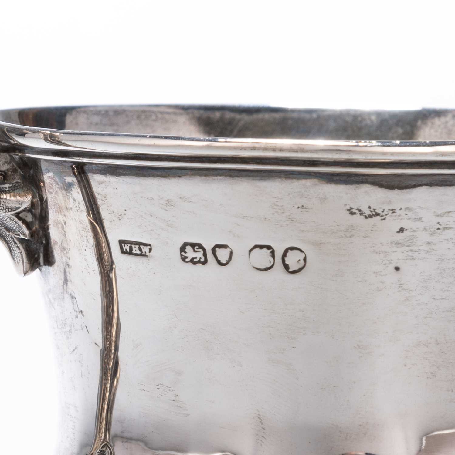 AN EARLY VICTORIAN SILVER CHRISTENING MUG - Image 4 of 4
