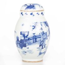 A CHINESE BLUE AND WHITE JAR AND COVER, 17TH CENTURY