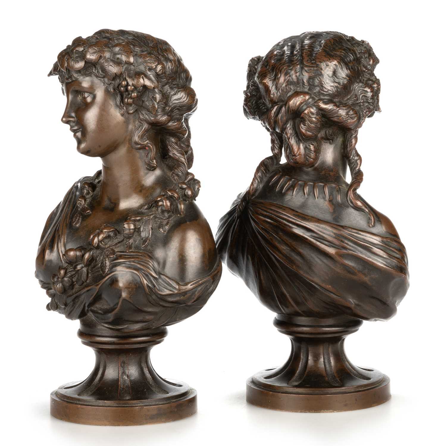 A PAIR OF 19TH CENTURY BRONZE BUSTS OF BACCHANTE AND FLORA - Image 3 of 3