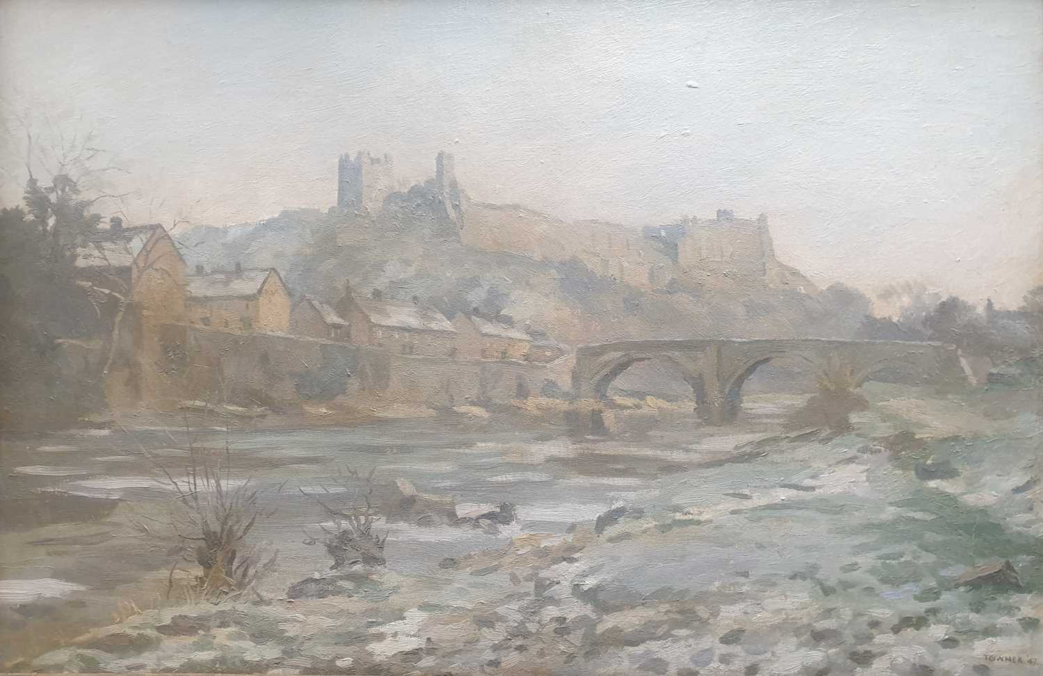 DONALD CHISHOLM TOWNER A.R.C.A (1903-1985) RICHMOND ON THE RIVER SWALE IN WINTER - Image 2 of 4