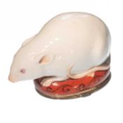 A GILT-METAL MOUNTED PORCELAIN MOUSE-FORM SNUFF BOX, PROBABLY MEISSEN
