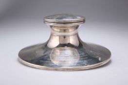 A GEORGE V LARGE SILVER CAPSTAN INKWELL