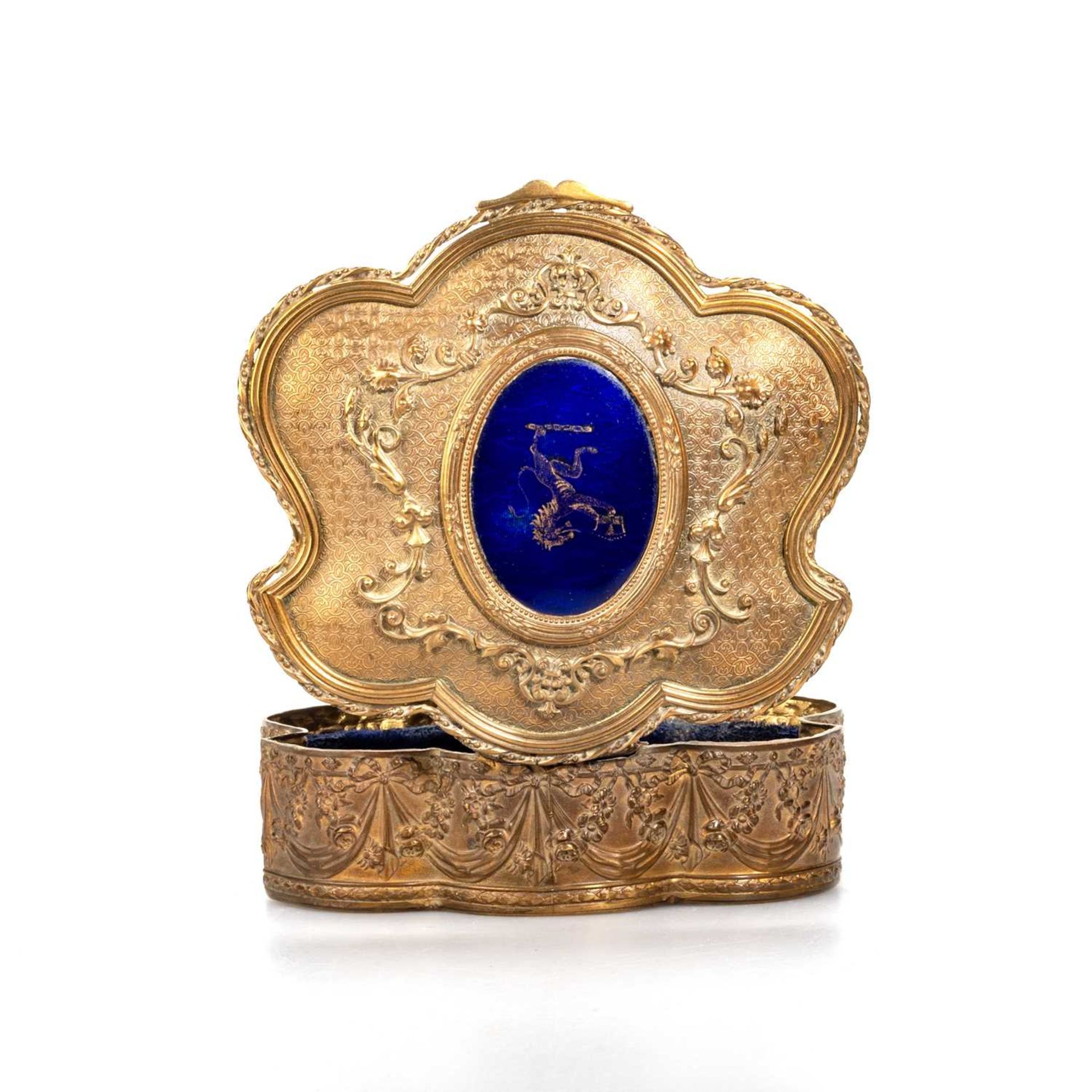 A CONTINENTAL GILT-METAL AND ENAMEL JEWEL CASKET, CIRCA 1900 - Image 3 of 3