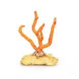 A MID-20TH CENTURY 18CT GOLD CORAL AND DIAMOND RING HOLDER