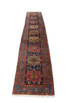 AN ANTIQUE HERIZ RUNNER, CIRCA 1900