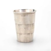 A VICTORIAN SILVER COLLAPSIBLE TRAVELLING BEAKER