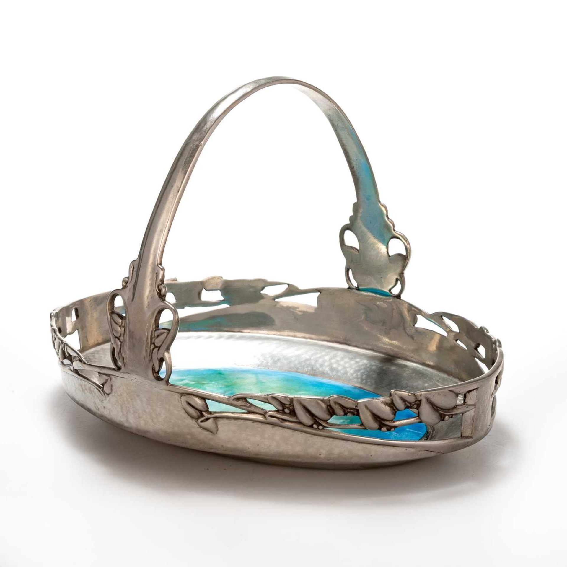 ARCHIBALD KNOX (1864-1933) FOR LIBERTY & CO, A TUDRIC PEWTER AND ENAMEL CAKE BASKET - Image 2 of 3