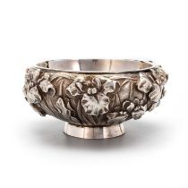 A FINE JAPANESE SILVER BOWL, MEIJI PERIOD (1868-1912)