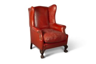 A GEORGIAN STYLE LEATHER UPHOLSTERED AND MAHOGANY WING-BACK ARMCHAIR, LATE 19TH CENTURY