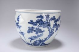 A CHINESE BLUE AND WHITE JARDINIÈRE KANGXI PERIOD
