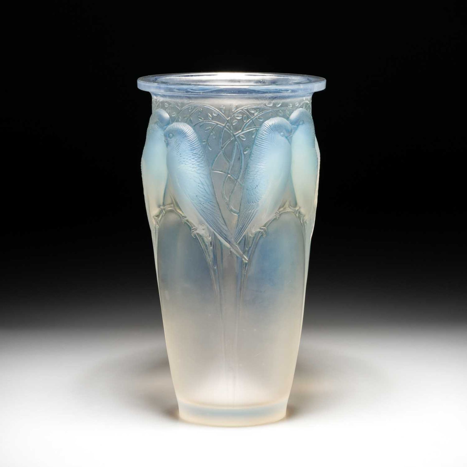 RENÉ LALIQUE (FRENCH, 1860-1945), A LARGE 'CEYLAN' VASE, DESIGNED 1924