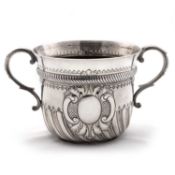 A LARGE 18TH CENTURY STYLE SILVER PORRINGER
