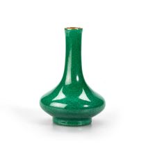 A CHINESE GREEN CRACKLE-GLAZED VASE