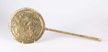 AN EARLY 19TH CENTURY BRASS FISH SKIMMER