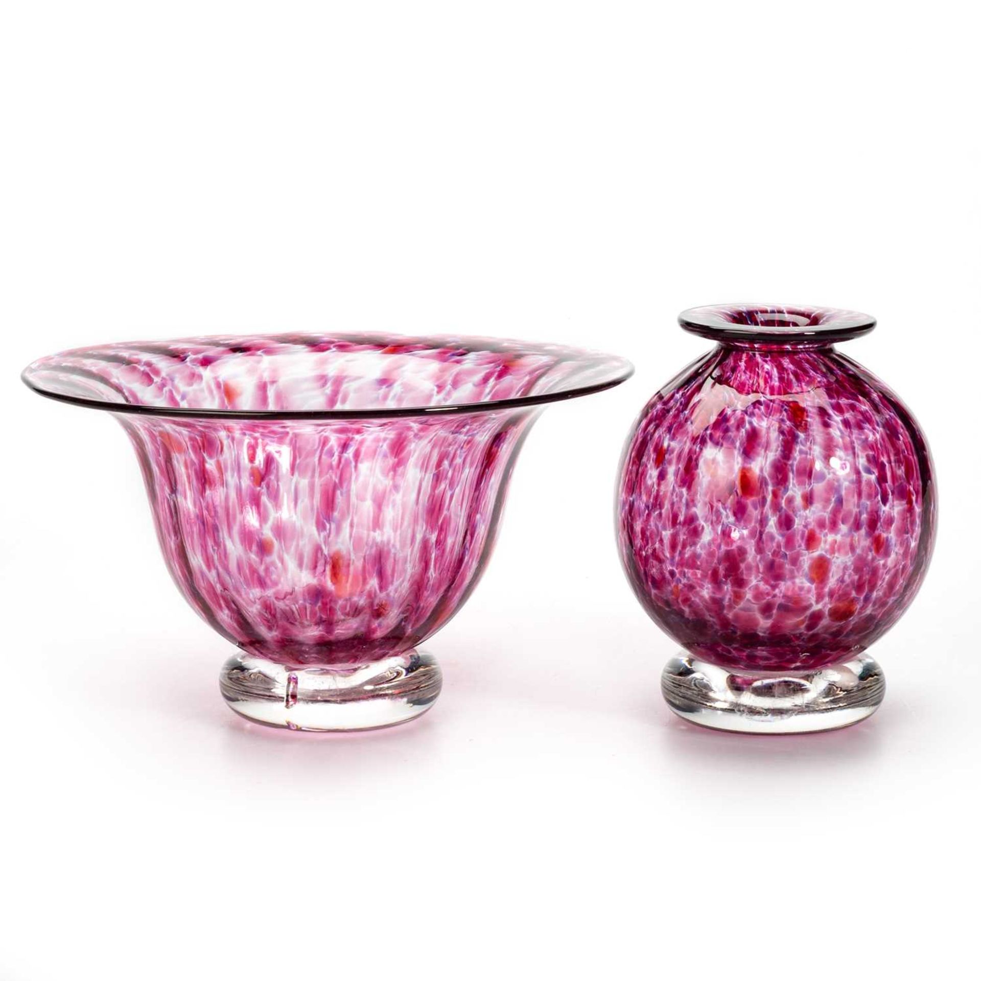 TWO JANE CHARLES STUDIO GLASS 'URCHIN' BOWLS AND A VASE - Image 2 of 5