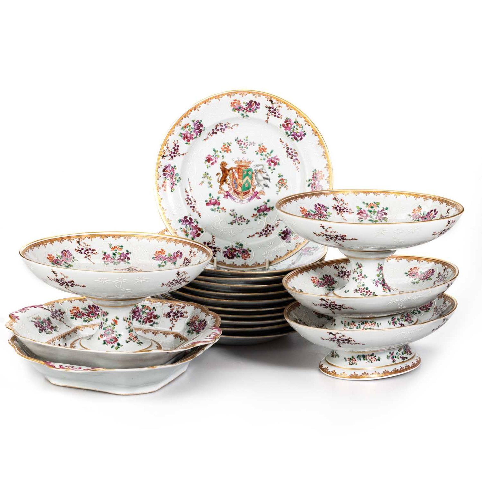 A SAMSON PORCELAIN DESSERT SERVICE IN CHINESE EXPORT ARMORIAL STYLE