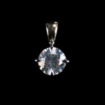 AN 18 CARAT YELLOW AND WHITE GOLD DIAMOND SOLITAIRE PENDANT