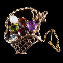 A 9 CARAT YELLOW GOLD MULTI GEM-SET GIARDINETTI BROOCH