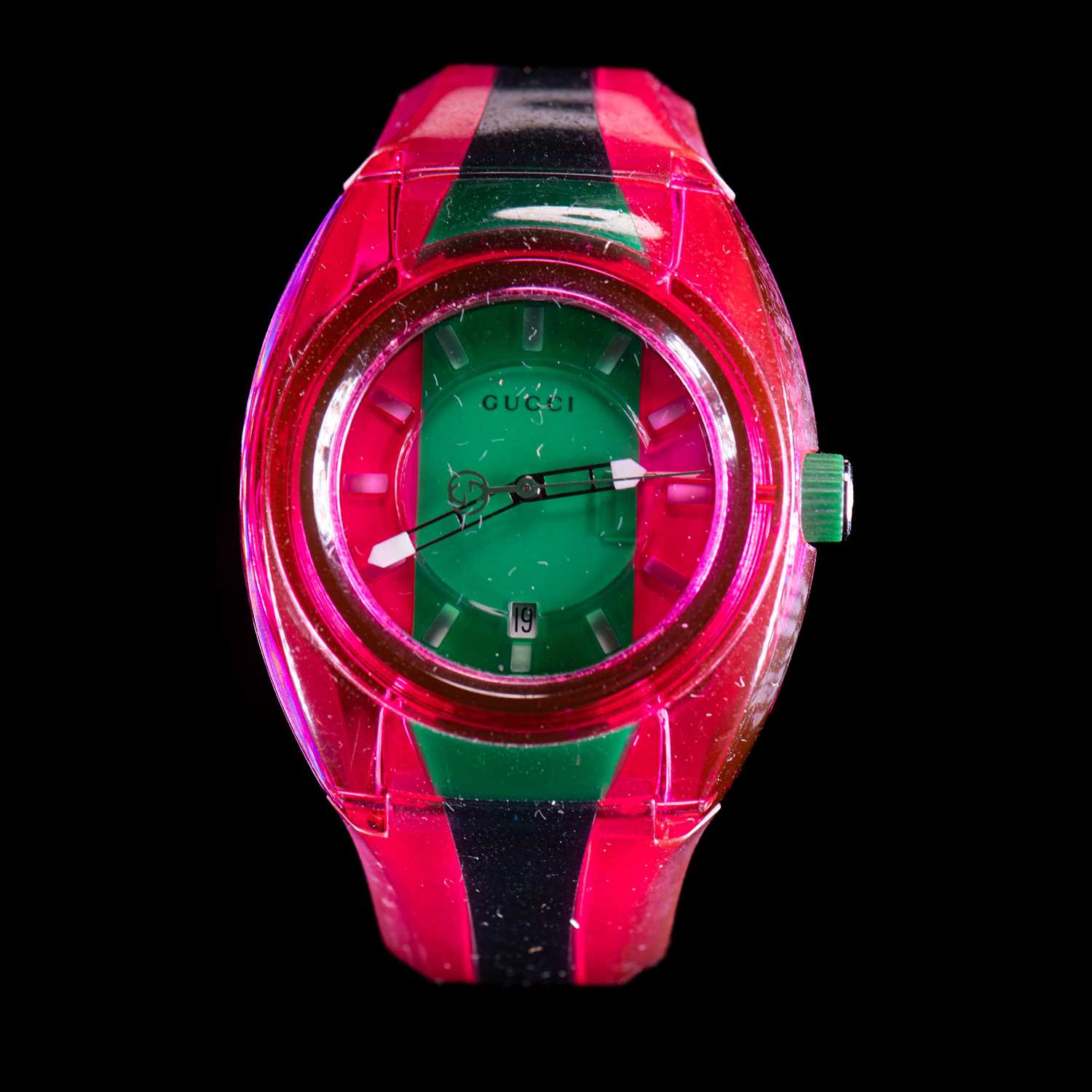 A GUCCI SYNC STRAP WATCH