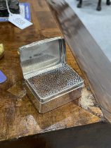 A GEORGE IV SILVER TABLE NUTMEG GRATER