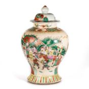 A LARGE CHINESE CRACKLE-GLAZED VASE AND COVER, LATE 19TH/ EARLY 20TH CENTURY