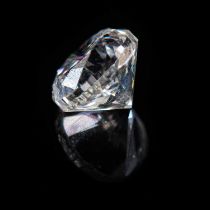 A ROUND BRILLIANT-CUT DIAMOND