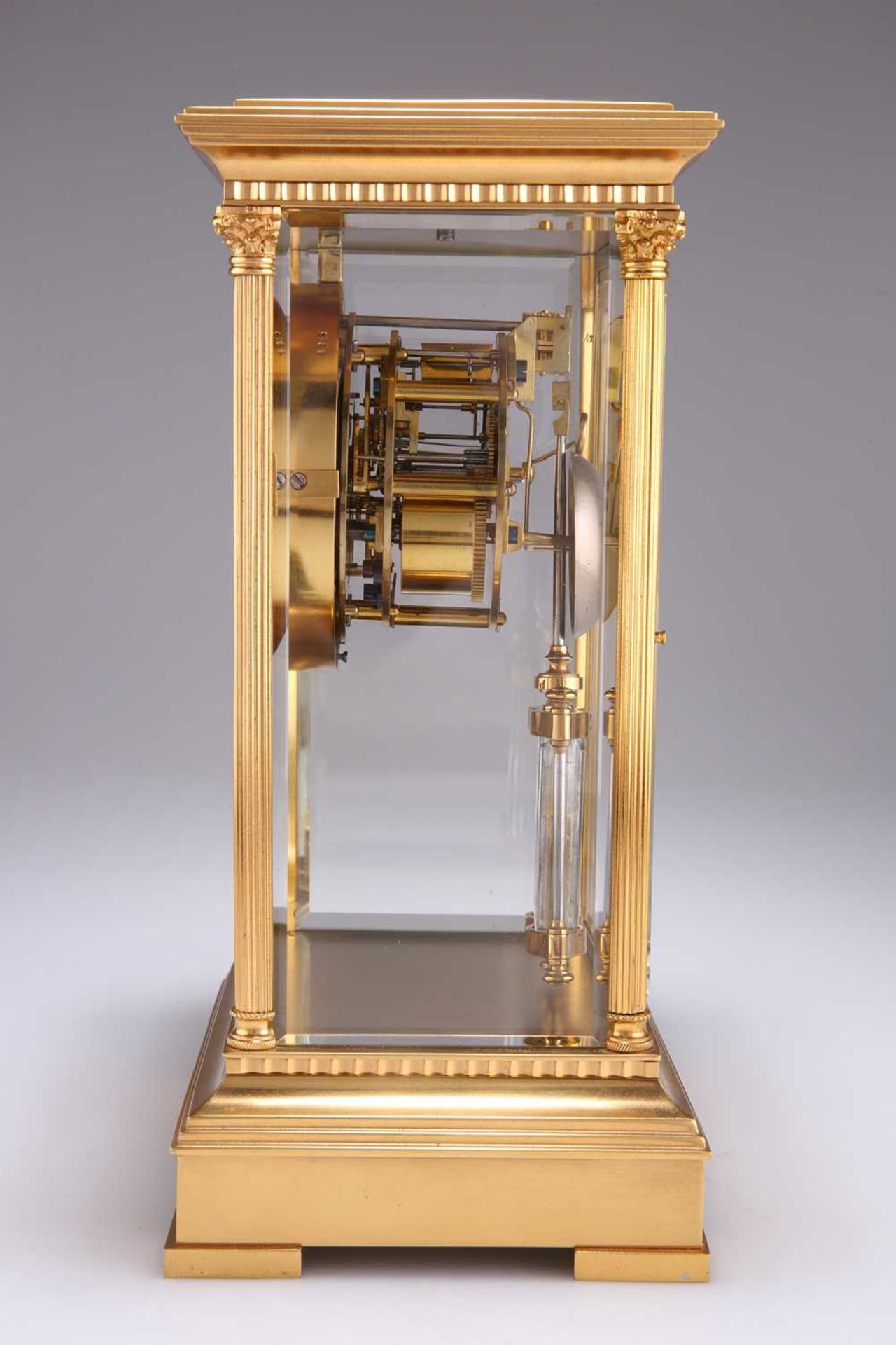 A FRENCH GILT-BRASS FOUR-GLASS MANTEL CLOCK - Bild 3 aus 5