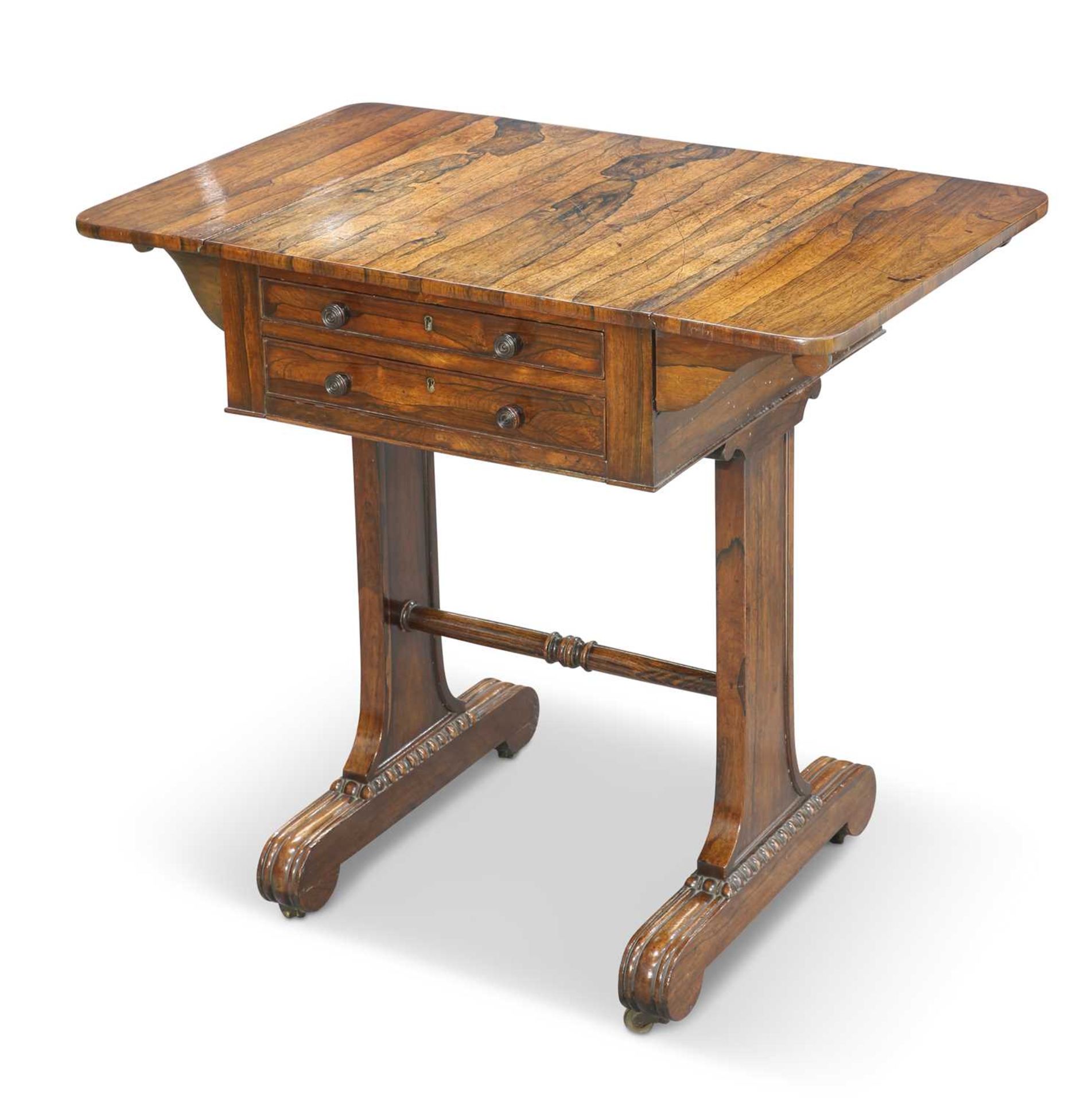 A REGENCY ROSEWOOD DROP-LEAF WORK TABLE - Image 3 of 4