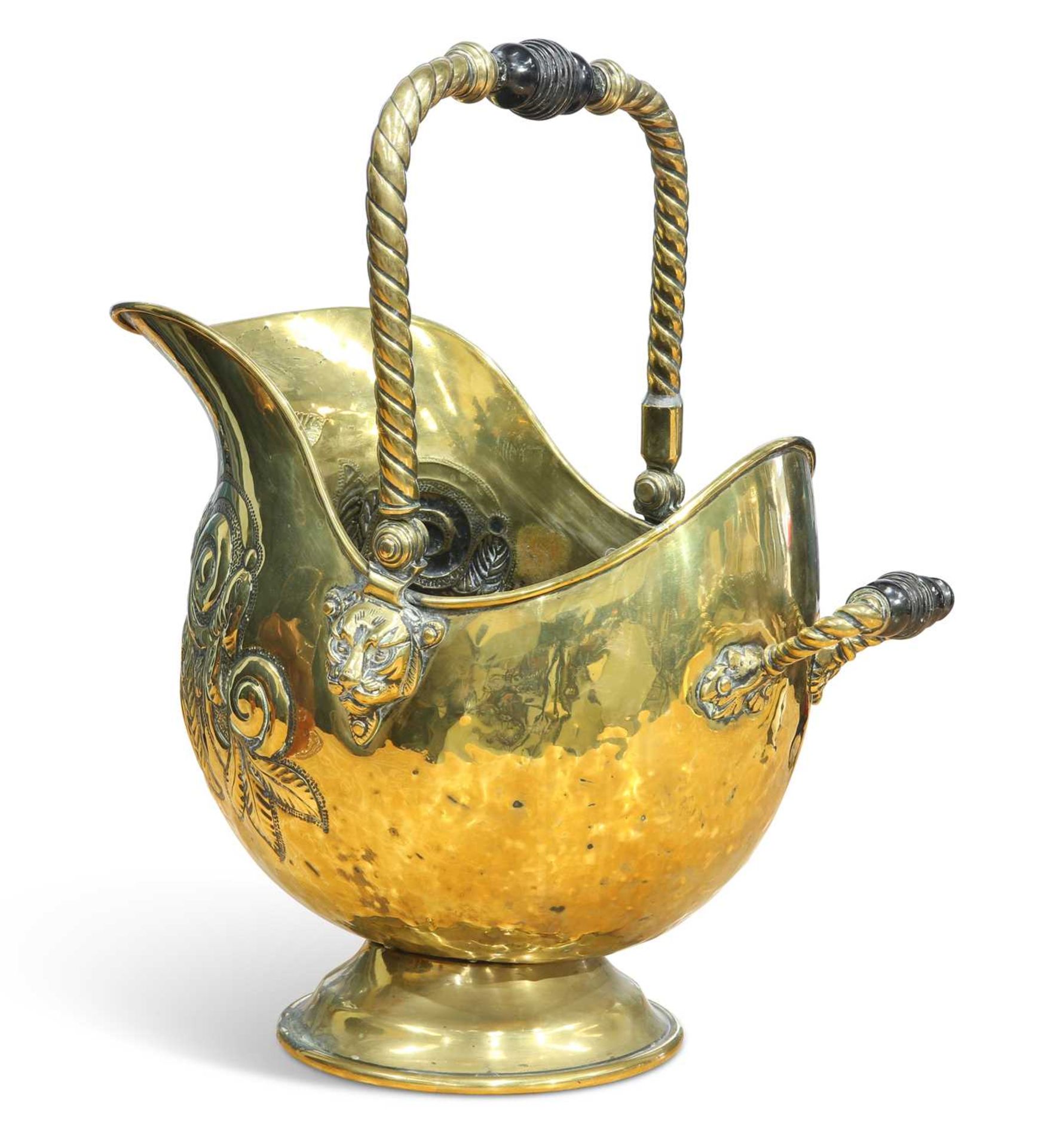 A 19TH CENTURY BRASS FIRE BUCKET - Bild 2 aus 2