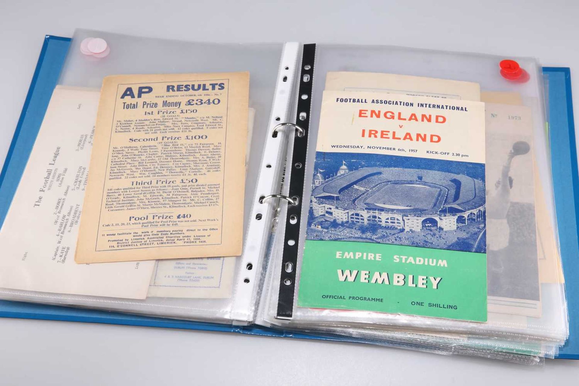 IRISH FOOTBALL PROGRAMMES - Bild 2 aus 3