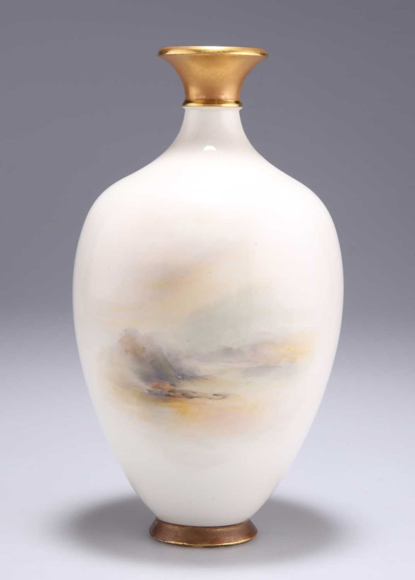 A ROYAL WORCESTER VASE - Bild 2 aus 2