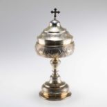 AN 18TH CENTURY CONTINENTAL SILVER-GILT CIBORIUM