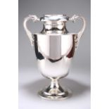 A GEORGE V SILVER TWO-HANDLED CUP