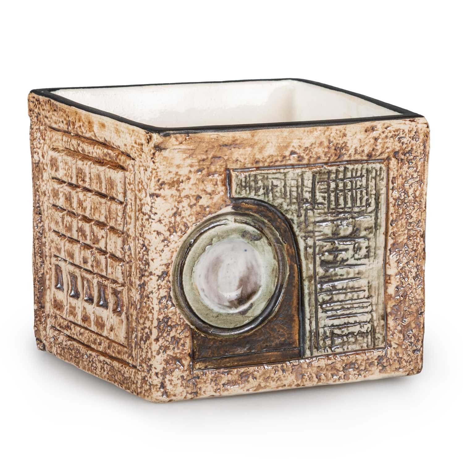 SHIRLEY WHARF FOR TROIKA POTTERY, A CUBE VASE - Image 2 of 3