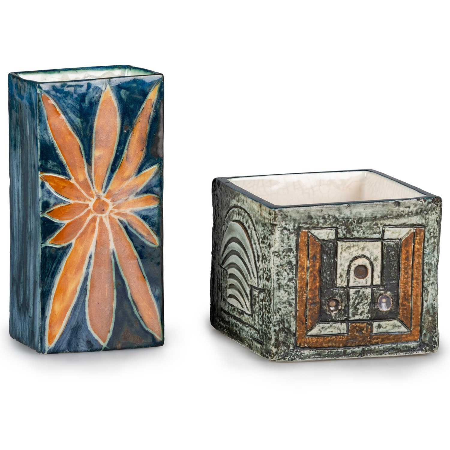 A TROIKA POTTERY CUBE VASE AND A TROIKA SLAB VASE