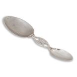 AN AMERICAN SILVER FOLDING MEDICINE SPOON