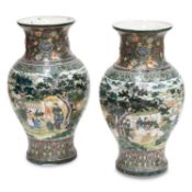 A PAIR OF LARGE CHINESE PORCELAIN VASES, 19TH CENTURY