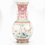 A CHINESE FAMILLE ROSE VASE, REPUBLIC