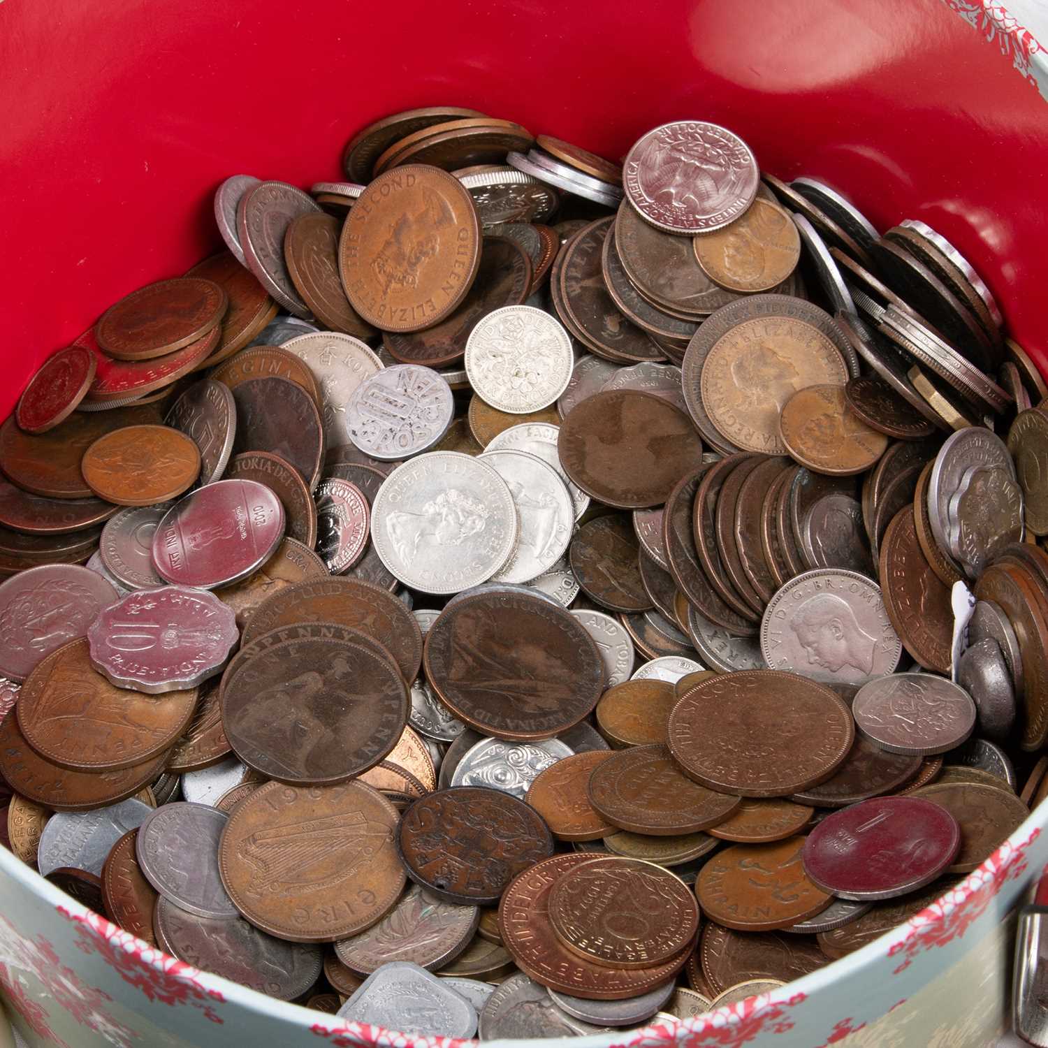 A LARGE QUANTITY OF ASSORTED COINAGE AND STAMPS - Image 2 of 4