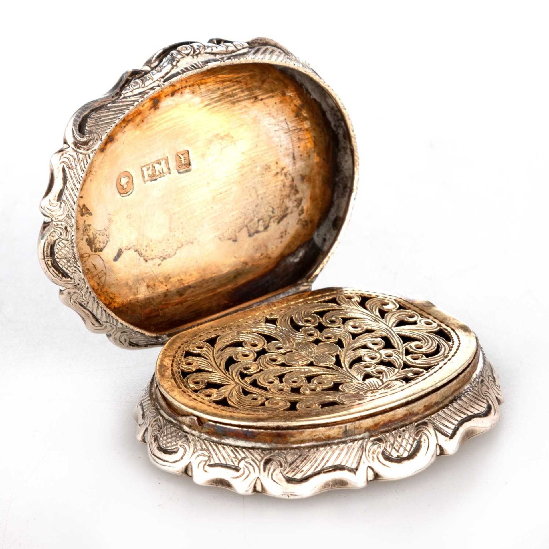 A RARE VICTORIAN SILVER VINAIGRETTE