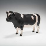 A BESWICK MODEL OF A FRIESIAN BULL CH. CODDINGTON HILT BAR