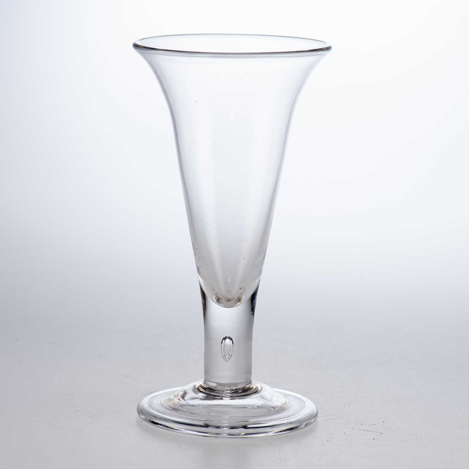 AN UNUSUAL OVERSIZED ALE GLASS, CIRCA 1790