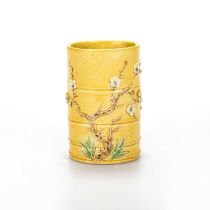 A CHINESE YELLOW-GROUND BRUSHPOT