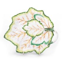 A SAMSON CHELSEA-STYLE LEAF-FORM DISH, CIRCA 1900